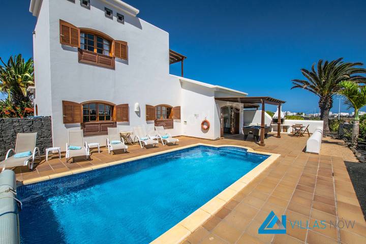 156 - Villa Valentina in Montaña Roja, Yaiza