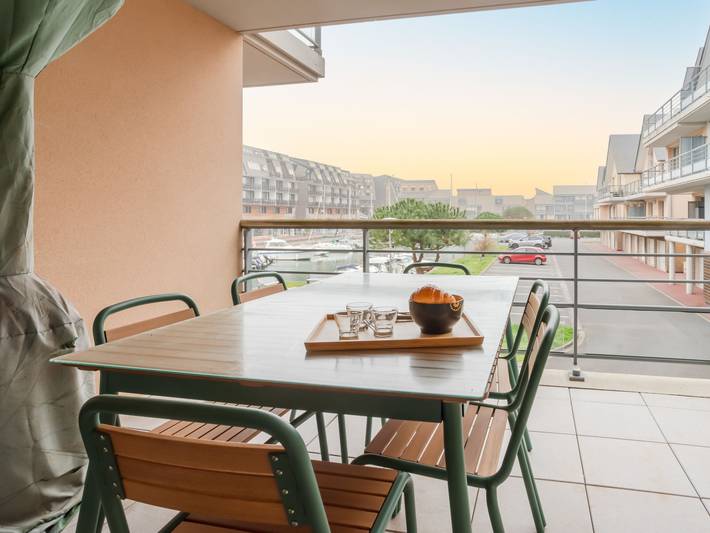 Ferienwohnung für 2 Personen, mit Terrasse in Côte Fleurie