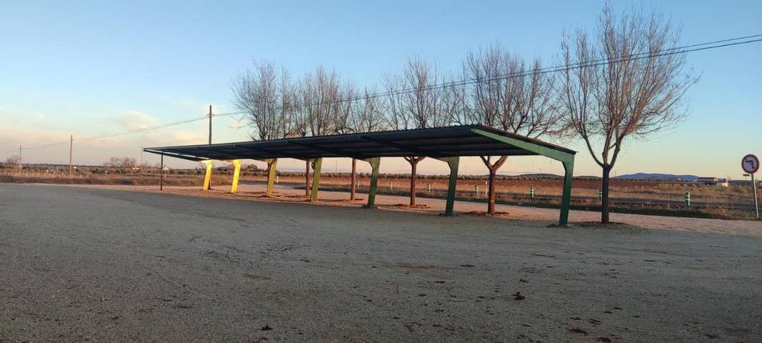 Casa de vacaciones para 18 personas, con vistas además de jardín y piscina en Provincia de Ciudad Real - 3