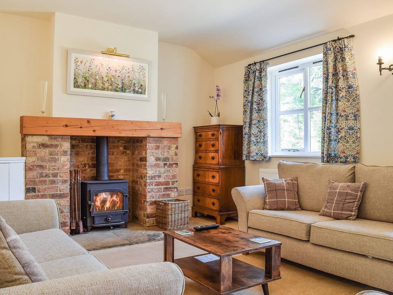 Wayside Cottage in Buckinghamshire