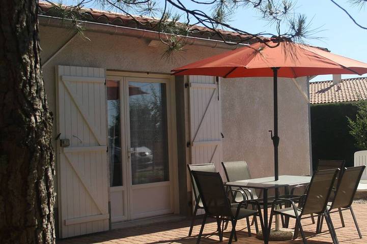 Casa de vacaciones para 6 personas, con terraza y jardín - 1