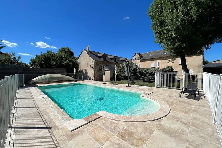 Location de vacances pour 18 personnes, avec jardin à Castanet (Tarn-et-Garonne)