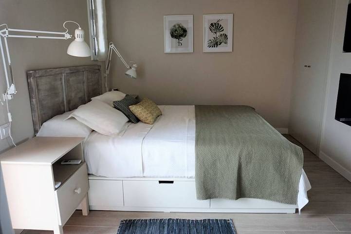 Ferienwohnung für 4 Personen, mit Pool und Garten - 1