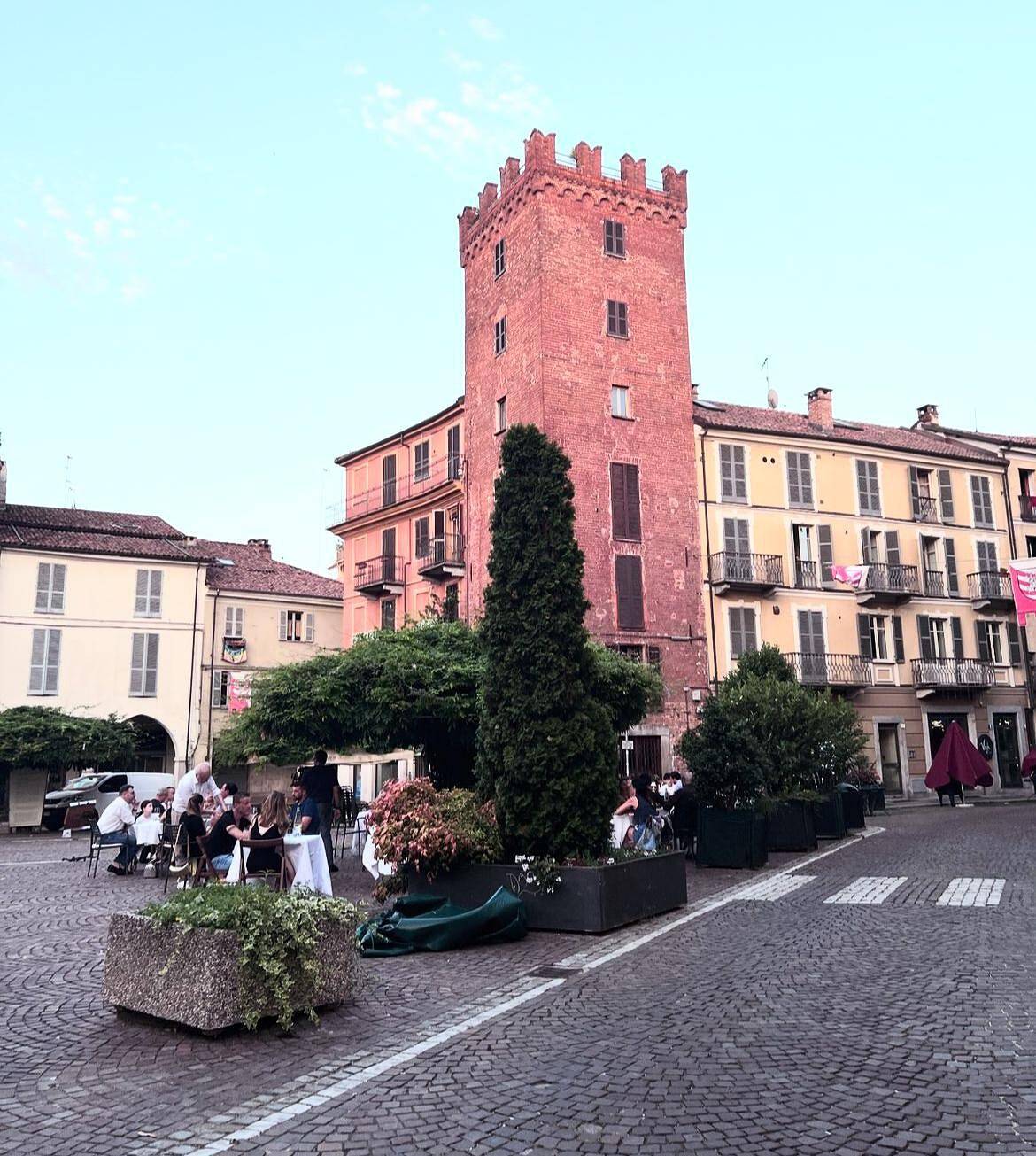 Camera 'L'angolo Azzurro' con Wi-Fi e Aria Condizionata in Asti, Asti (Comune)