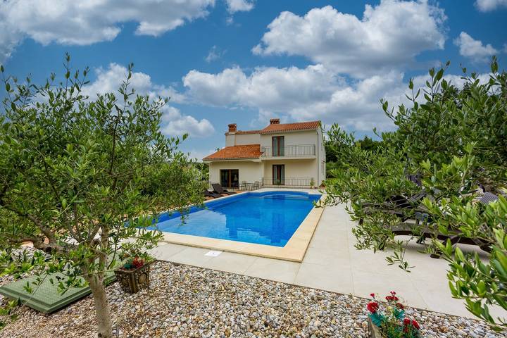 Villa für 8 Personen, mit Pool und Garten, mit Haustier in Kroatien - 4