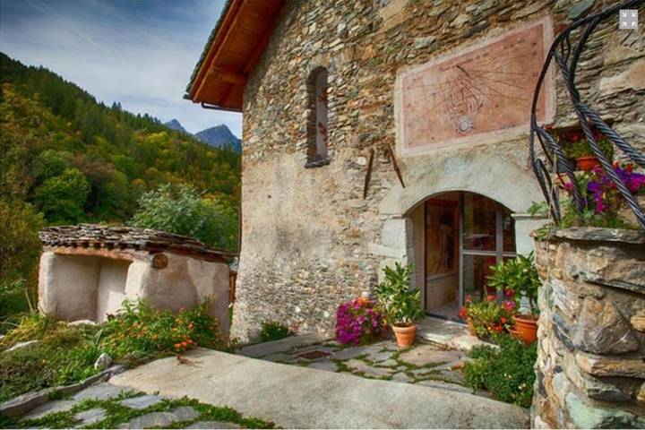 Location de vacances pour 10 personnes, avec Balcon et Terrasse ainsi que Jardin et Vue à Marmora