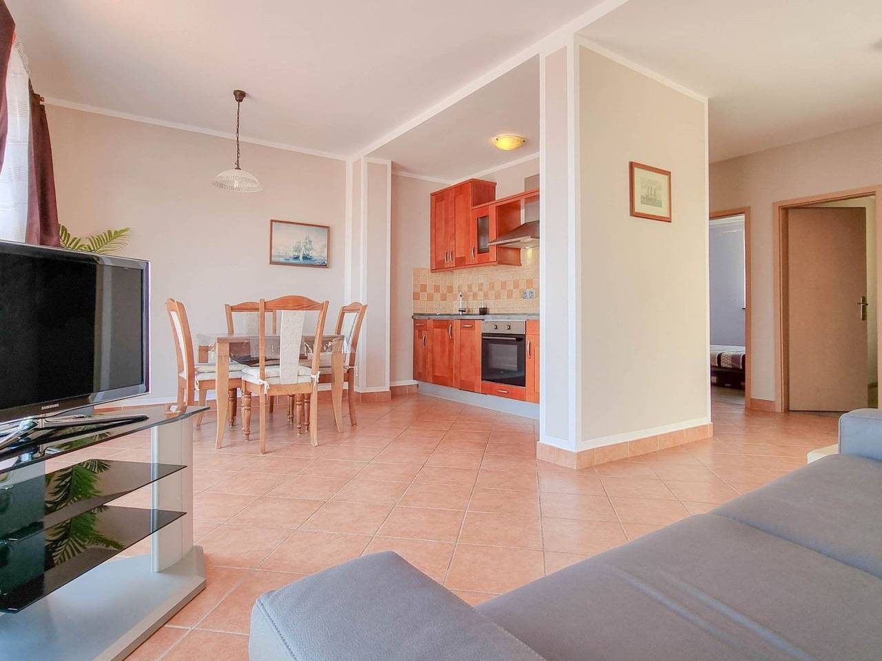 Ganze Wohnung, Apartment mit Meerblick für 4 Personen in Crveni Vrh, Umag und Umgebung