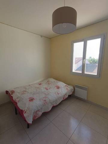 Gîte pour 4 personnes, avec terrasse à La Fare-les-Oliviers