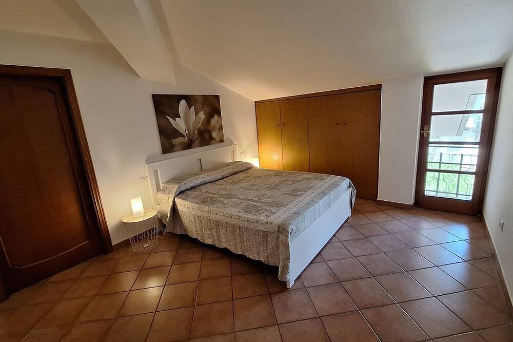 Villa Rita al Mare - 6 minute walk to the beach - large private garden in Follonica, Etruskische Küste