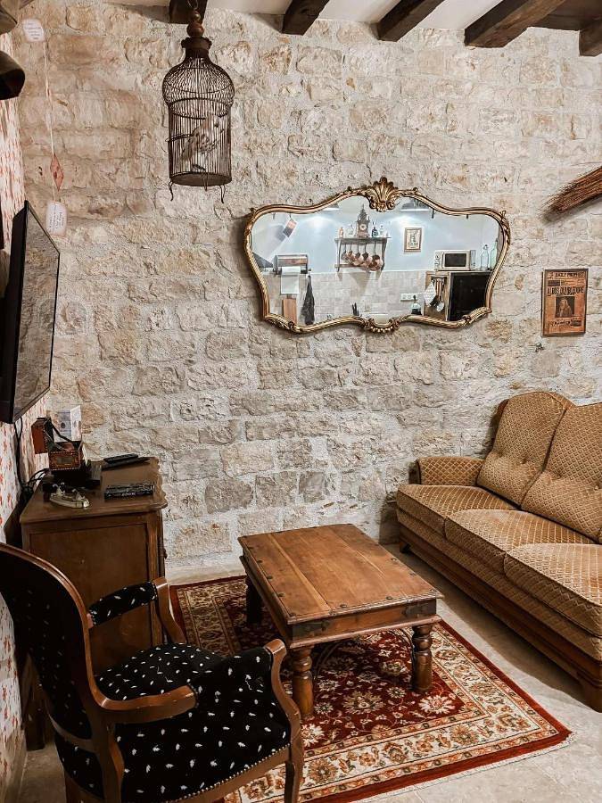 Appartement entier, Two-Bedroom Apartment in Lauzerte, Quercy