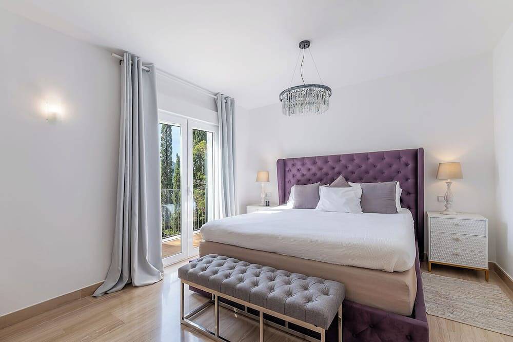 Spectacular pool villa in Camp de Mar with stunning views in Camp de Mar, West Majorca