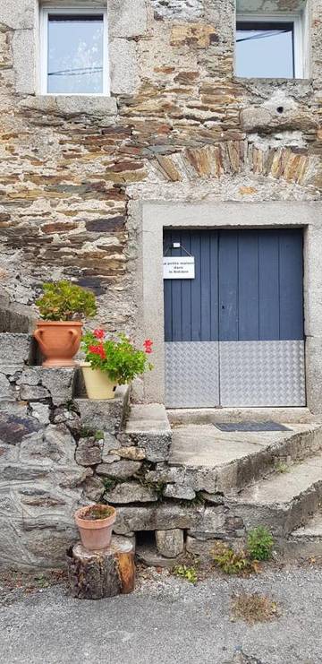 Location de vacances pour 6 personnes, avec vue et jardin, animaux acceptés dans Fontrieu