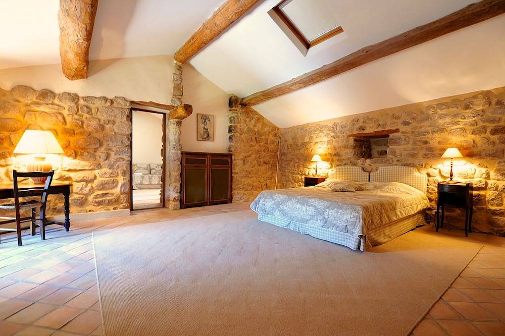 Der Charme einer Bastide im privaten Bereich mit großem Pool in Thézan-des-Corbières, Mittelmeerküste (Frankreich)