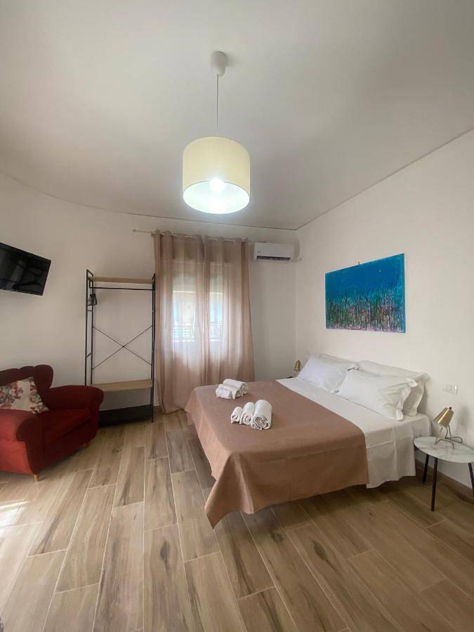 Double Room with Private Bathroom in Isola delle Femmine, Provincia di Palermo