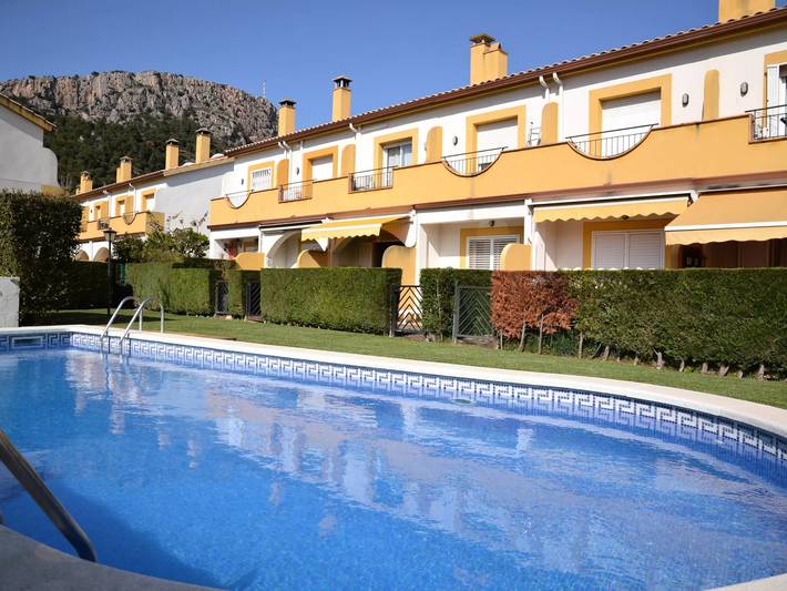 Villa pour 6 personnes, avec Balcon et Terrasse ainsi que Jardin et Piscine à L'Estartit