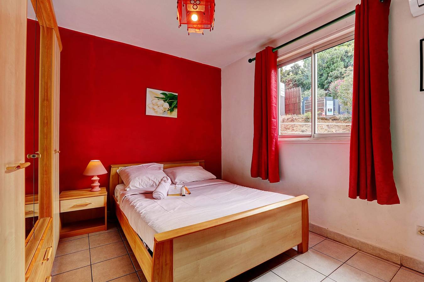 Appartement entier, La Kaz Rouge - Climatisation - Plage in Saint-Gilles les Bains, Saint-Paul (Réunion)