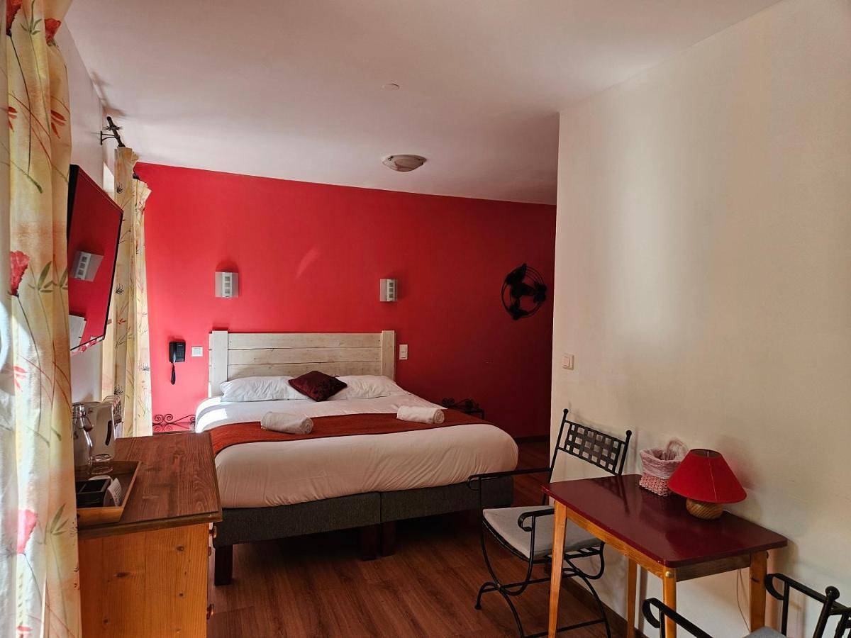 Hôtel Le Mont Barral in Treschenu-Creyers, Parc naturel régional du Vercors
