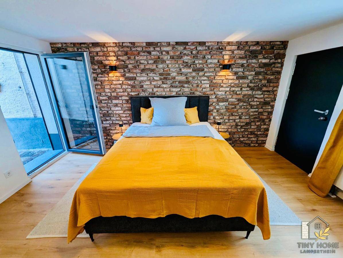 Ganze Wohnung, One-Bedroom Apartment in Lampertheim, Bergstraße