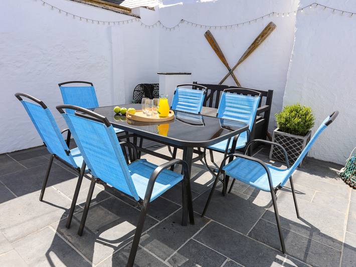 Holiday home for 7 people, with garden in Rhosneigr