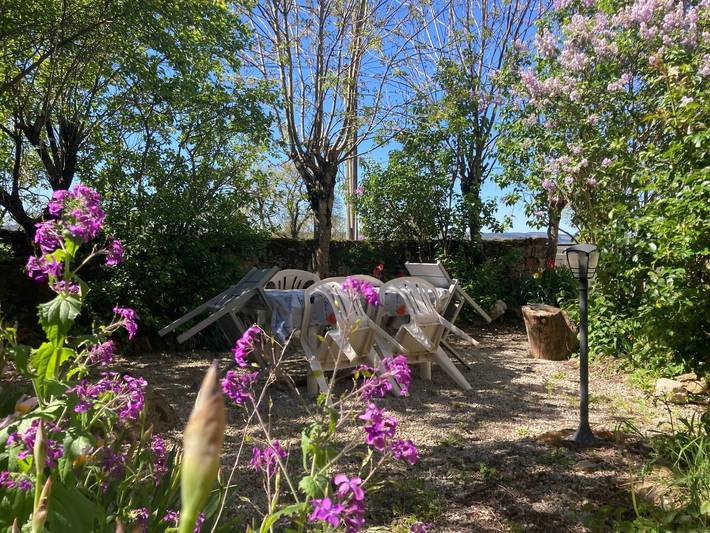 Gîte pour 12 personnes, avec Terrasse et Jardin