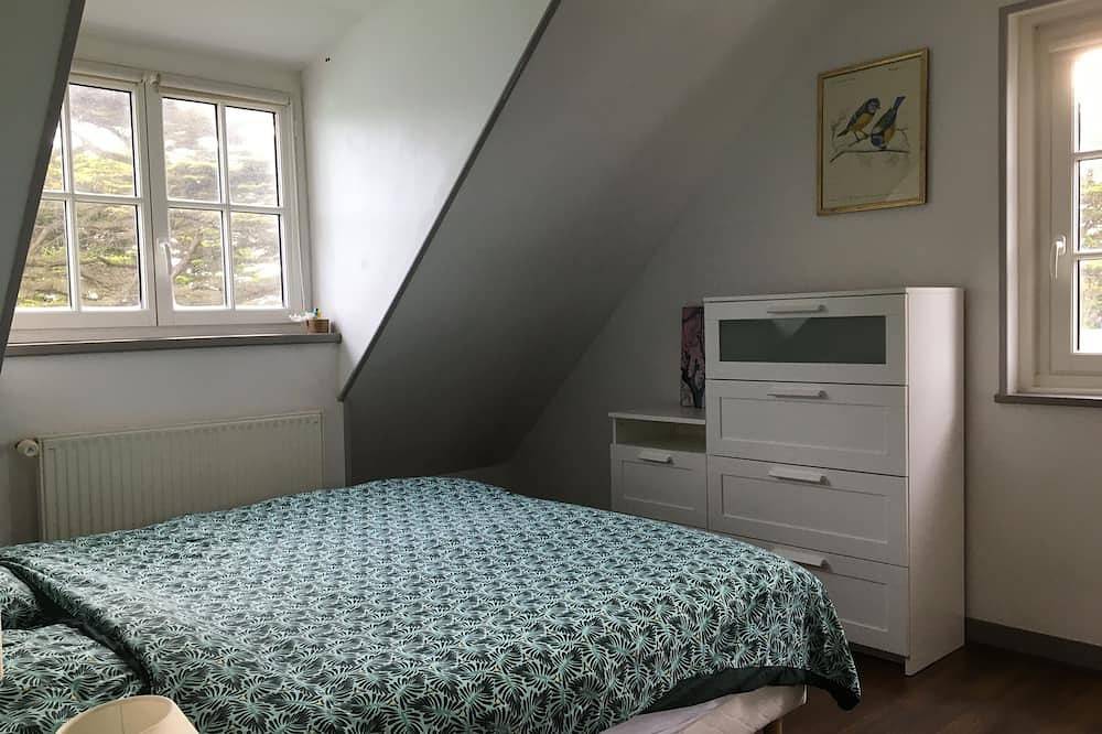 Fully equipped seaside villa (bikes, books, games etc...) and cottage in Agon-Coutainville, Coutances und Umgebung