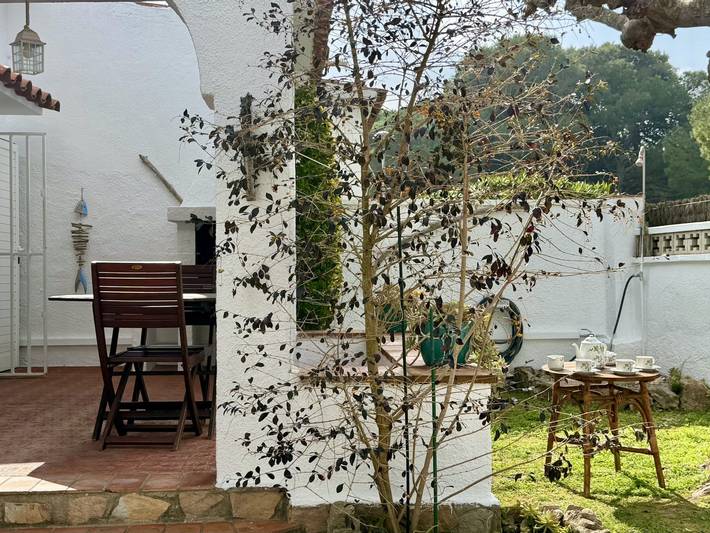 Gîte pour 4 personnes, avec Terrasse et Jardin