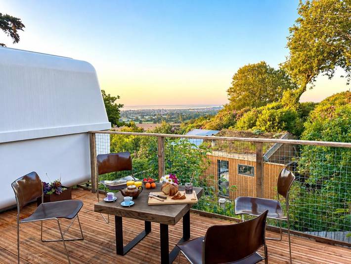 Gîte pour 4 personnes, avec jardin et vue à La Pernelle