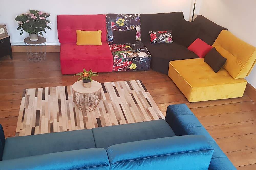 Entire apartment, Maddalena apartment in Valenciennes, Valenciennes region