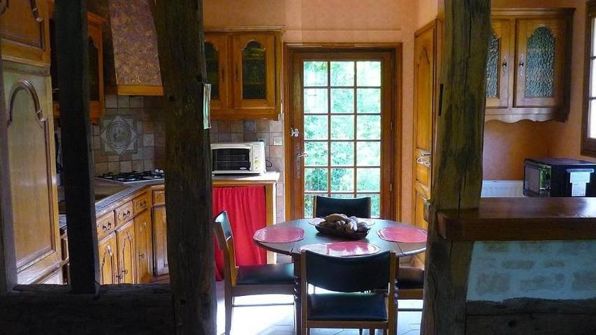 Location de vacances pour 6 personnes, avec jardin à Saint-Germain-de-Livet