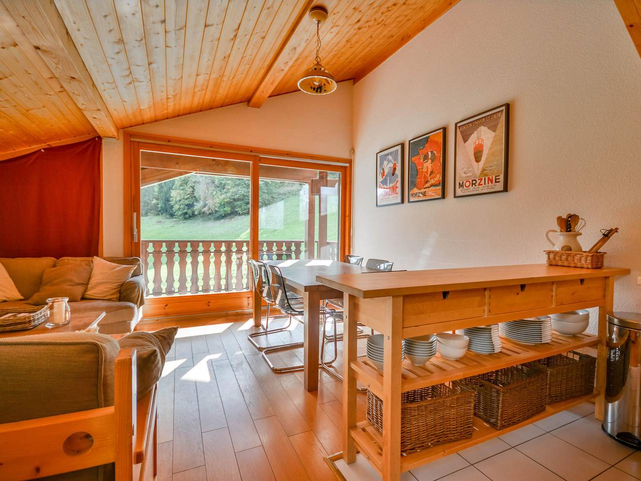 Appartement entier, Appartement cosy à 400m du centre, proche pistes, balcon, parking, 6 pers, linge inclus in Morzine, Les Portes du Soleil