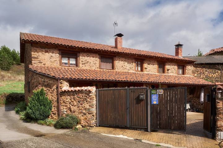 Chalet para 4 personas, con jacuzzi y jardín en Castilla y León - 2