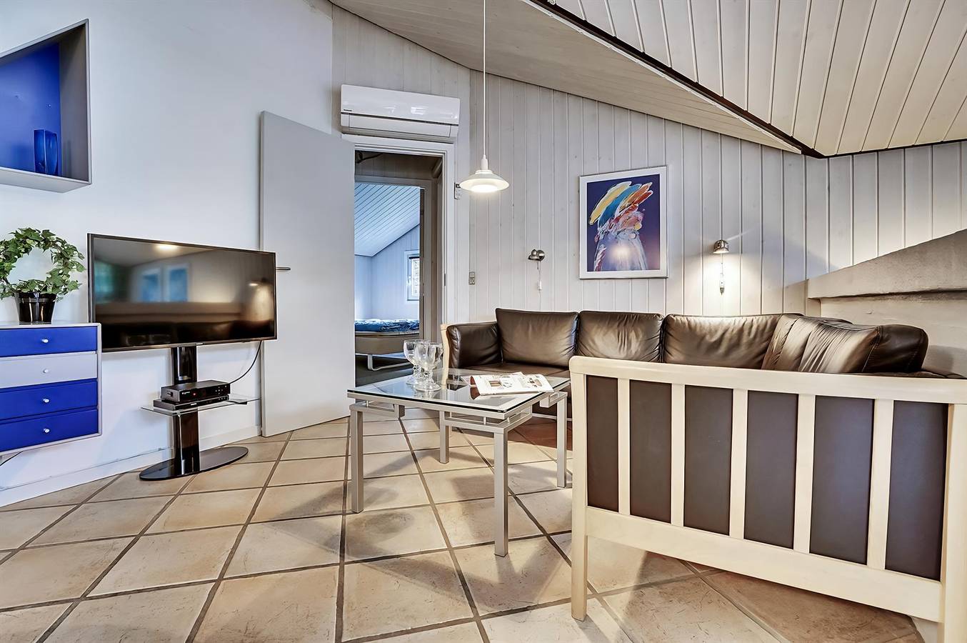 Beautiful home in Blåvand w/ 4 Bedrooms, Sauna and Wifi in Blavand, Varde Region