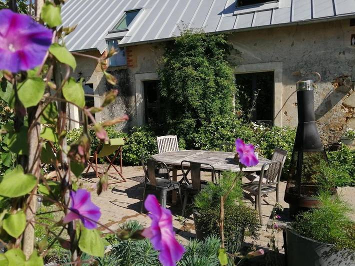 Maison d’hôte pour 2 personnes, avec vue ainsi que terrasse et jardin à Épineu-le-Chevreuil