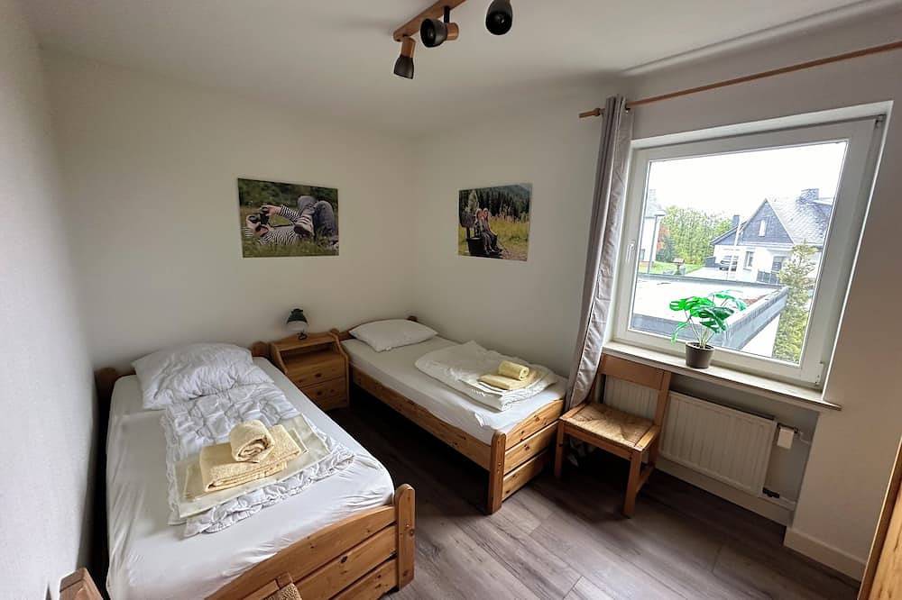 Ganze Wohnung, Haus Aktiv Winterberg, Panorama Apartment, Www.haus-aktiv.de, 2 - 6 Personen in Langewiese, Winterberg