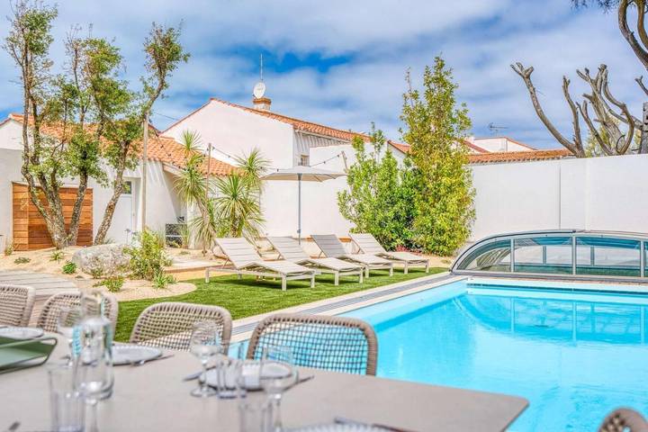 Villa pour 10 personnes, avec balcon et piscine à Saint-Hilaire-de-Riez