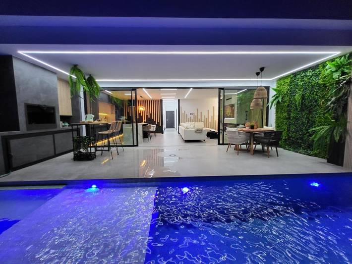 Casa rural para 4 personas, con Balcón y Jacuzzi además de Terraza y Jardín en Ruidera