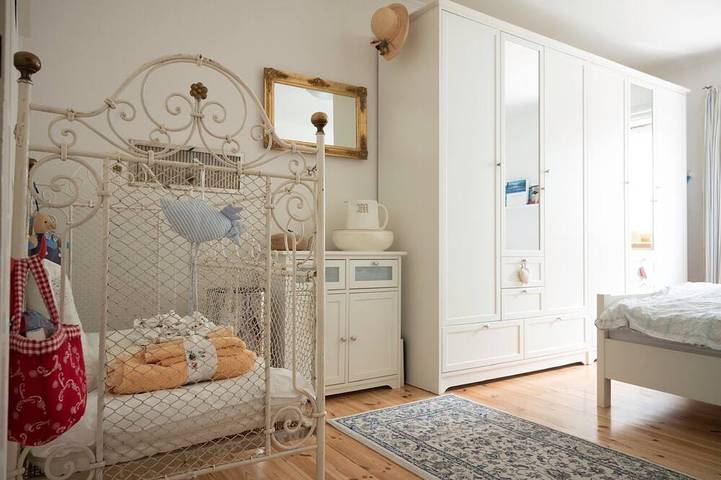Ganze Wohnung, Ruhige, gepflegte ****Ferienwohnung, Eg mit Terrasse & Garten, zentral in Murnau in Murnau am Staffelsee, Das Blaue Land