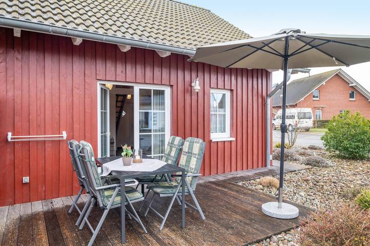Ferienhaus für 4 Personen, mit Garten in Zierow