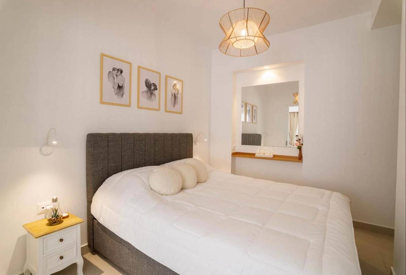 Appartement 'Old Town Luxury' met Privéterras, Wi-Fi en Airconditioning, foto 12
