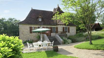 Gîte pour 6 personnes, avec terrasse et jardin à Padirac
