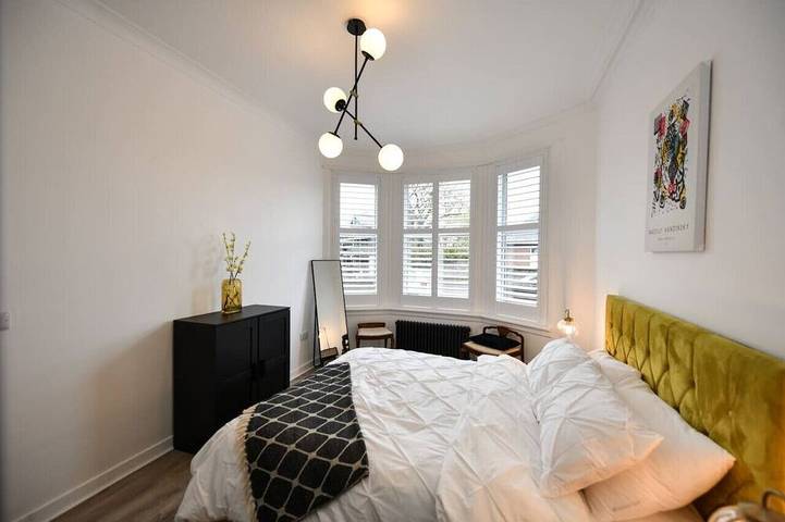Ganze Wohnung, Lallan Shores - 2 bed newly refurbished ground floor flat in town centre location in Troon. in Troon, Firth Of Clyde