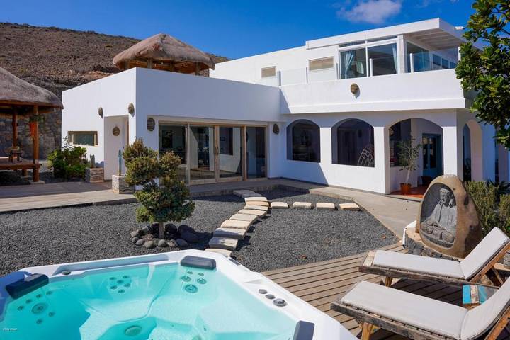 Casa rural para 27 personas, con jardín además de jacuzzi y piscina en Haría - 3