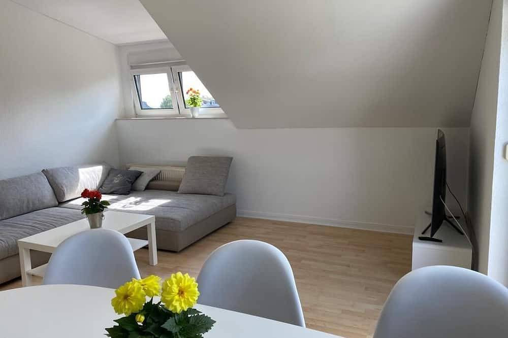Ganze Wohnung, Schicke kinderfreundliche Wohnung mit Balkon, Grill Playstation in Köln Pulheim in Pulheim, Rhein-Erft-Kreis