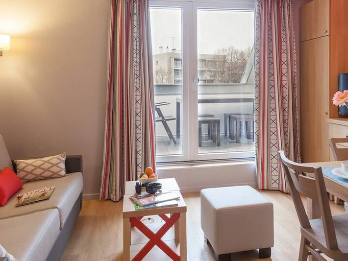 Glamping voor 5 personen, met Balkon en Kinderzwembad in de Elzas