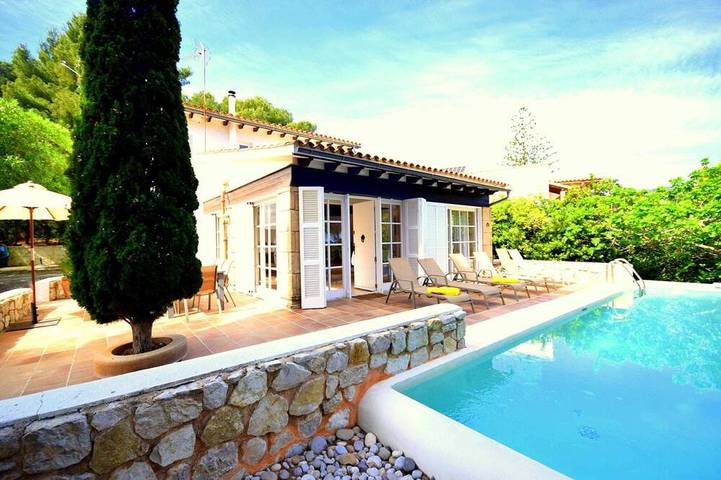 Holiday apartment for 6 people, with pool and balcony - 1