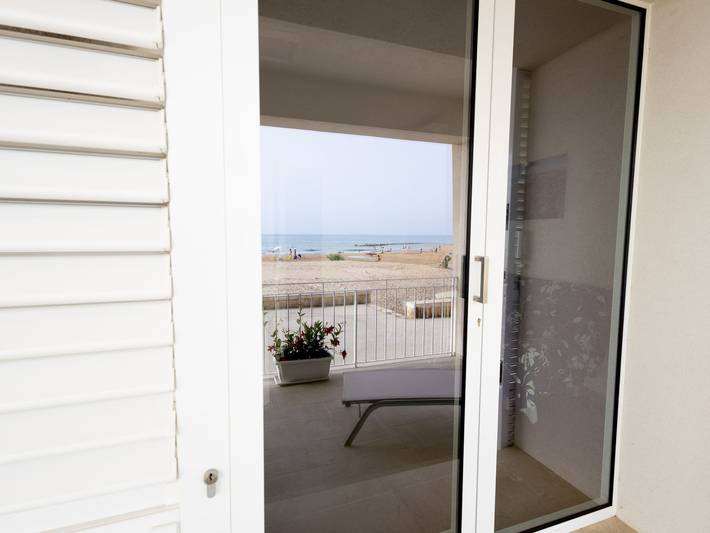 Gîte pour 6 personnes, avec balcon et vue sur le lac à Donnalucata - 3