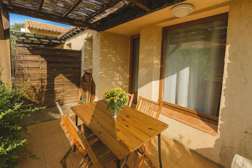 Appartement entier, Mini-villa en pierre avec vue nature – Soléa 82 - Résidence Alba Rossa in Serra-di-Ferro, Région d'Ajaccio