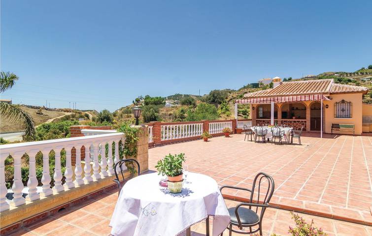 Ferienhaus für 6 Personen, mit Terrasse und Pool in Málaga Provinz - 2