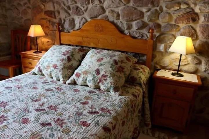 Ofertas en julio casa con jardín y huerta in Viernoles, Torrelavega
