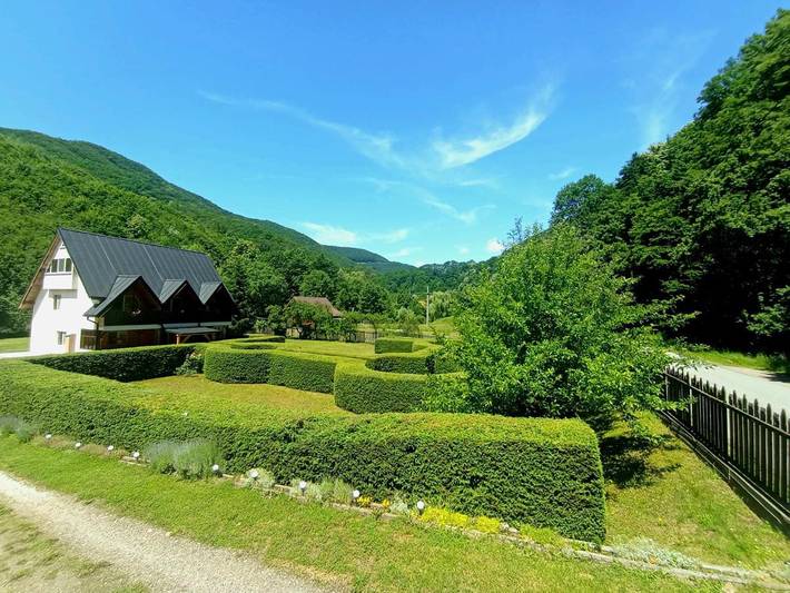 Gîte pour 2 personnes, avec jardin ainsi que vue et piscine à Alba (Romania) - 3